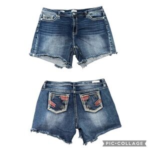 Vigoss Women’s Jean Shorts Size 20 With American Flag Pocket Frayed Hem